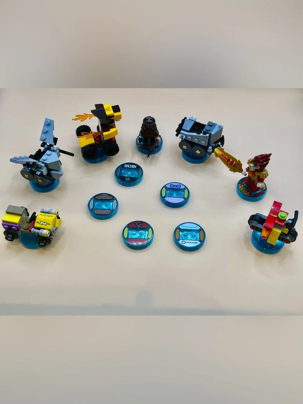LEGO Dimensions Bundle — Minifigures Characters Vehicles Blue Bases Genuine LEGO